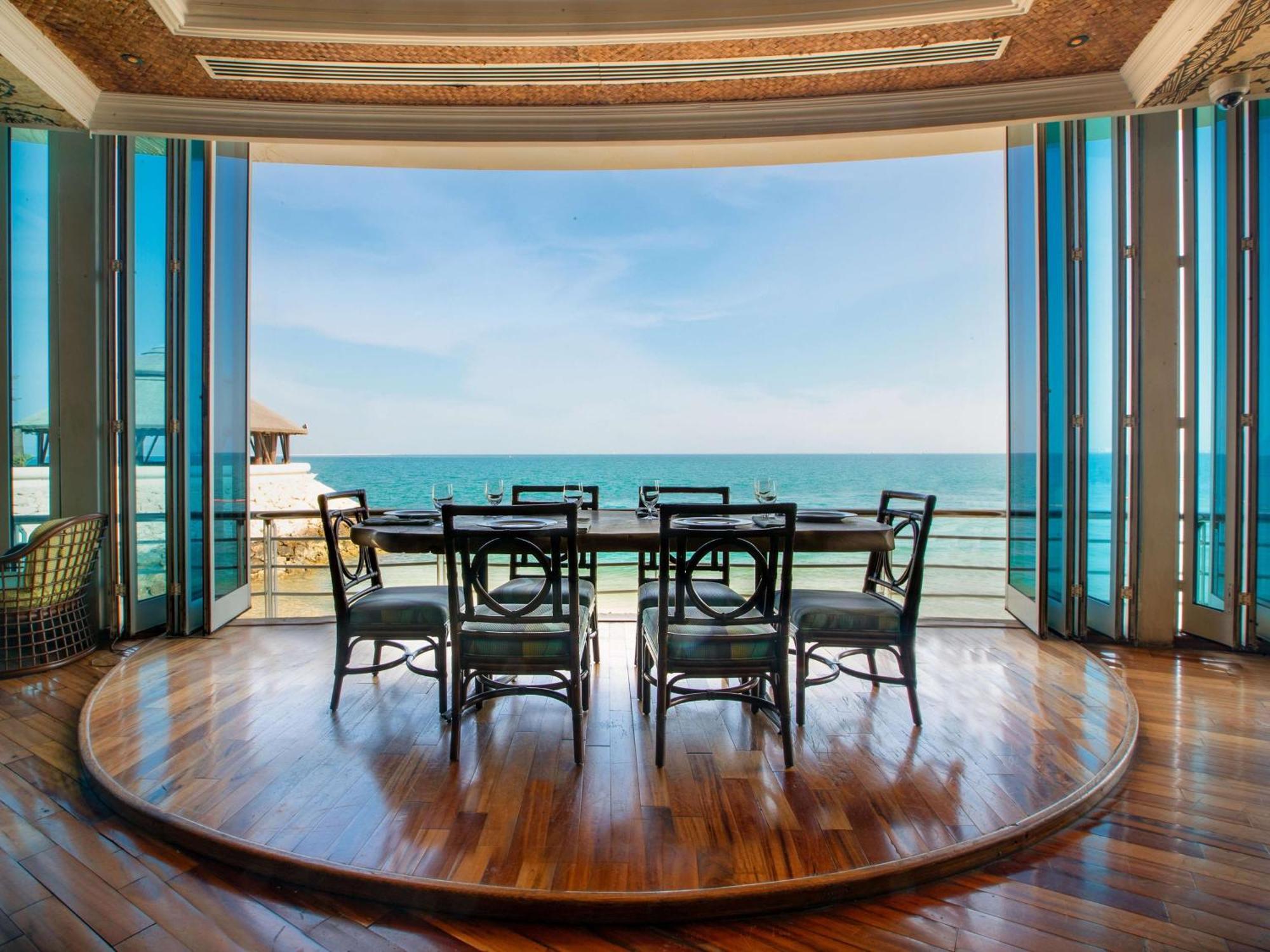 Hotel Hilton Ad Dawhah Esterno foto Dining room