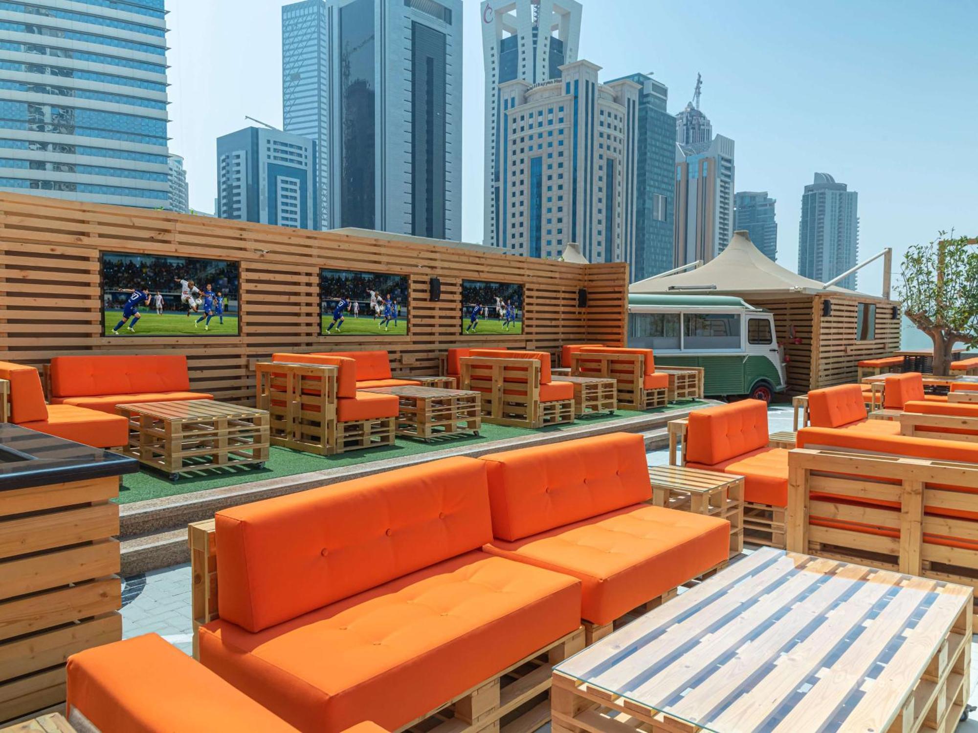 Hotel Hilton Ad Dawhah Esterno foto The View on the 8