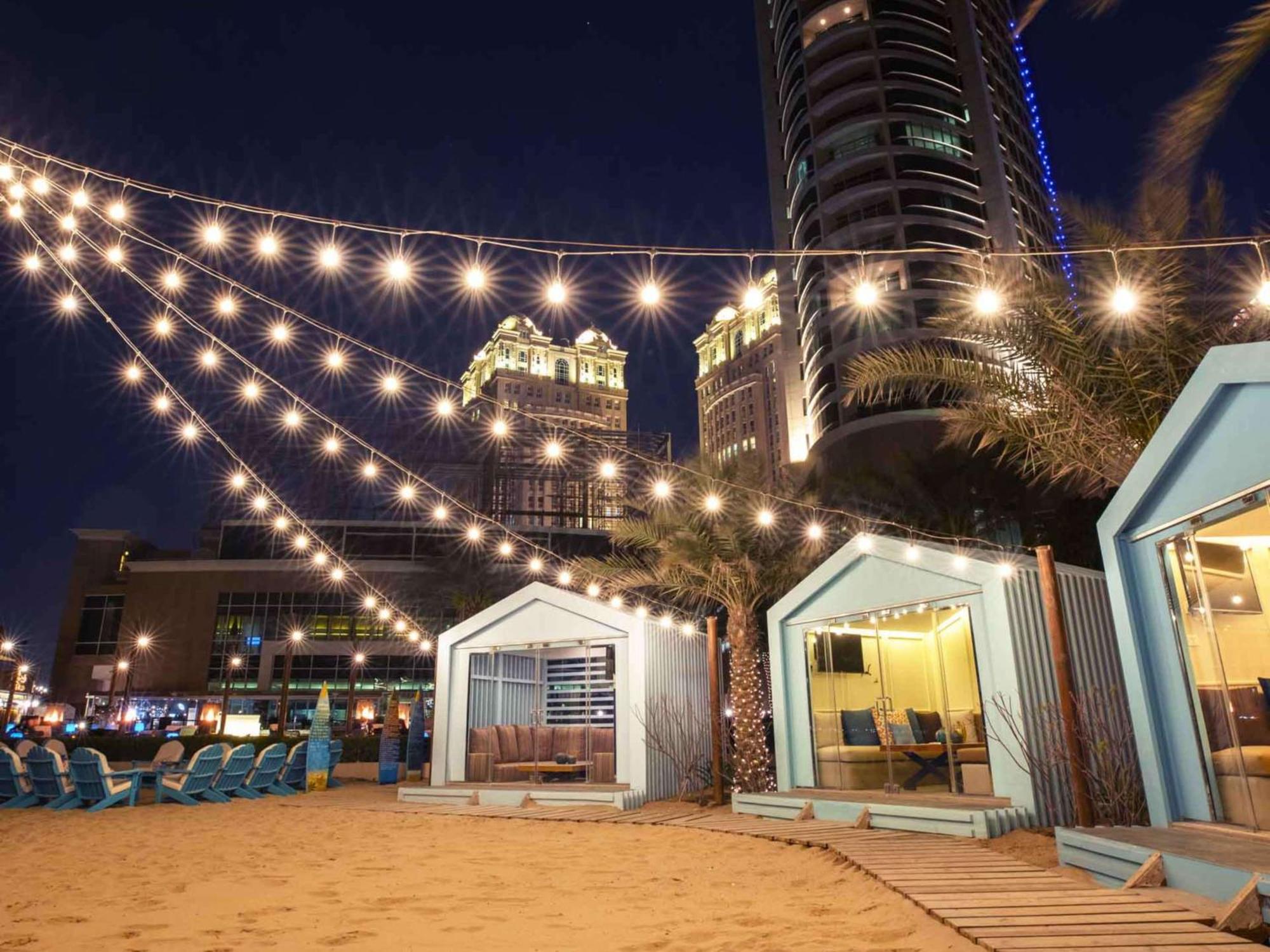 Hotel Hilton Ad Dawhah Esterno foto The Beach, Dubai